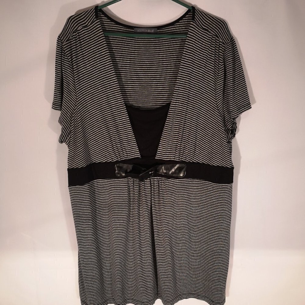 Addition Elle Ladies Size 3X Cap Sleeve Black & Grey Stripe Loose Fit Tunic